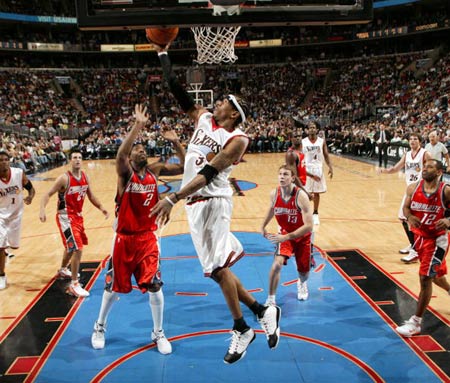 往汇集了球 往汇集了球