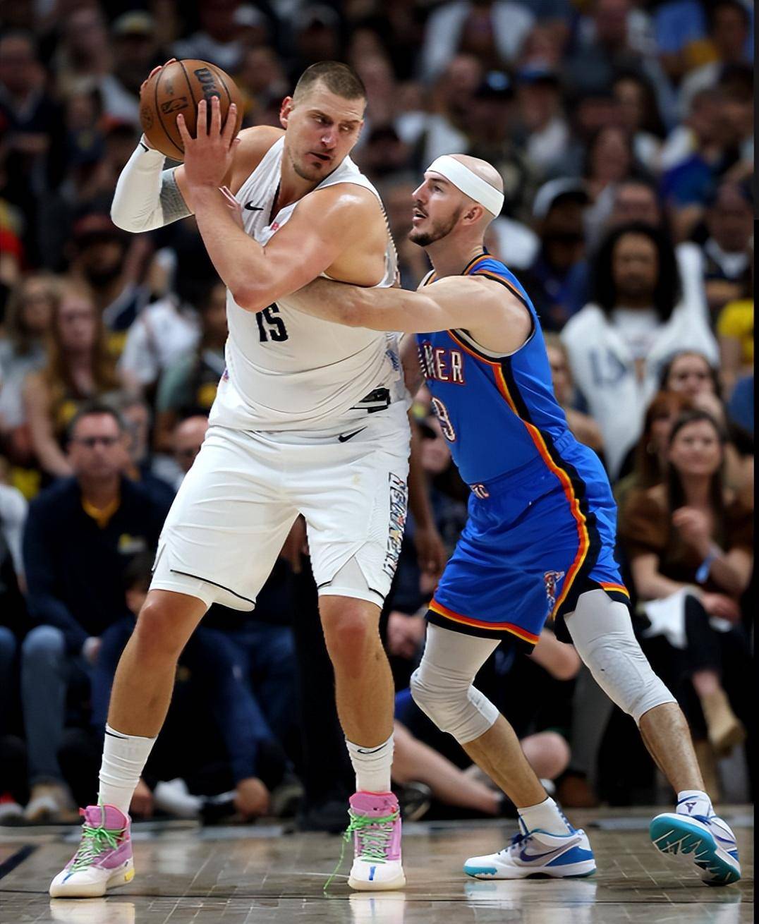 更是一位极 更是一位极