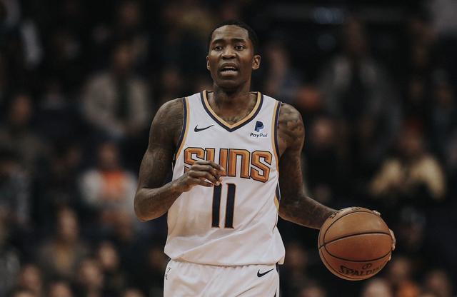 牢牢控制住 牢牢控制住