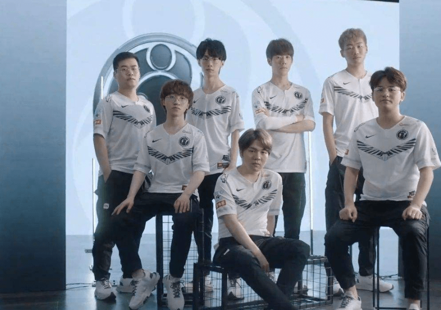 的结合点 的结合点